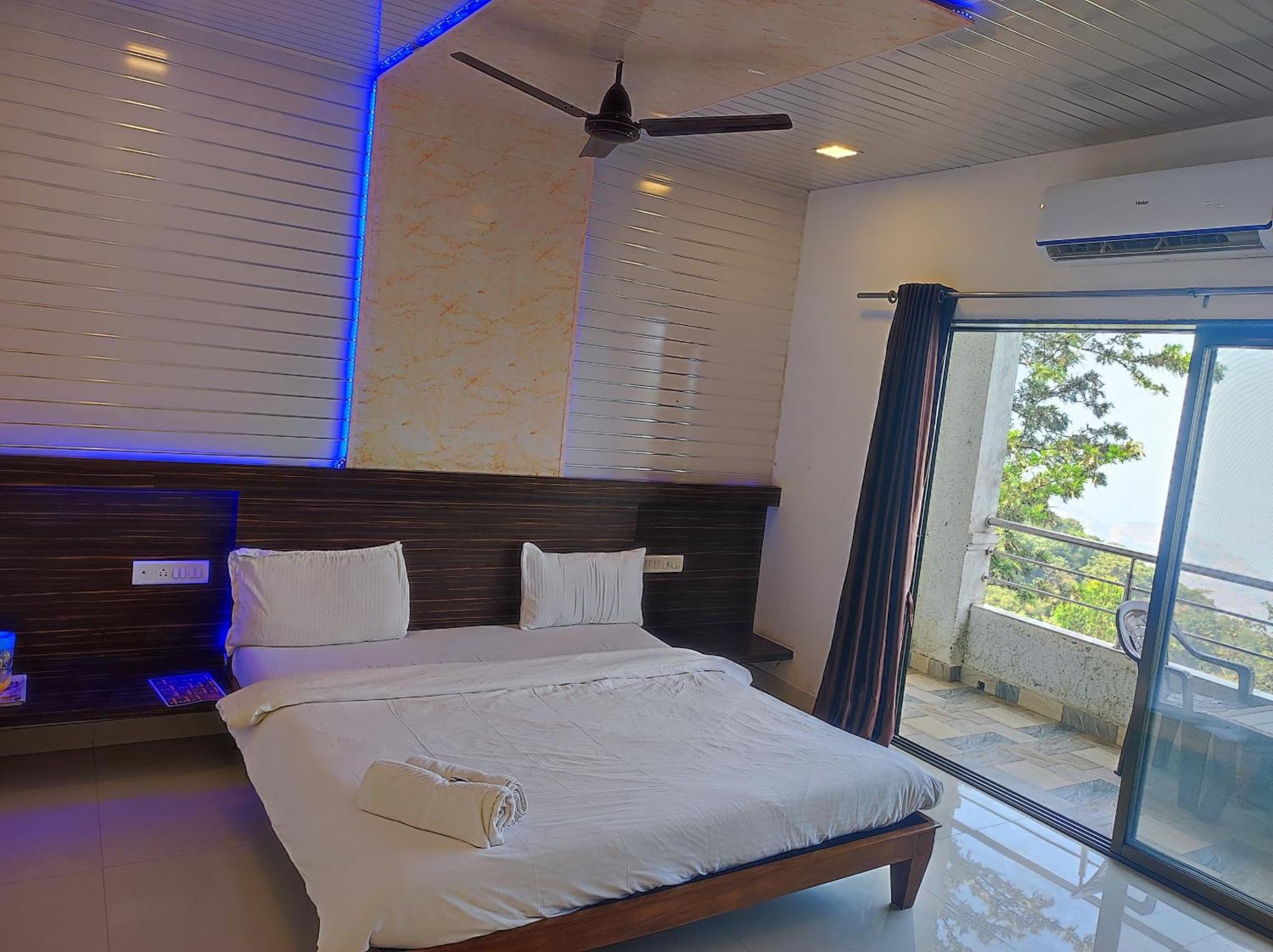 Hotel Oneness Mahableshwar Mahābaleshwar Exterior foto